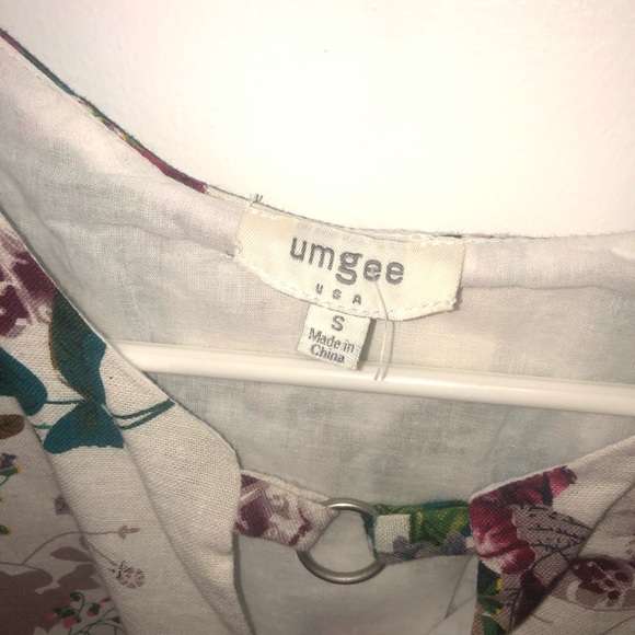 Umgee Flowered Mini Dress Size Small - Picture 3 of 4